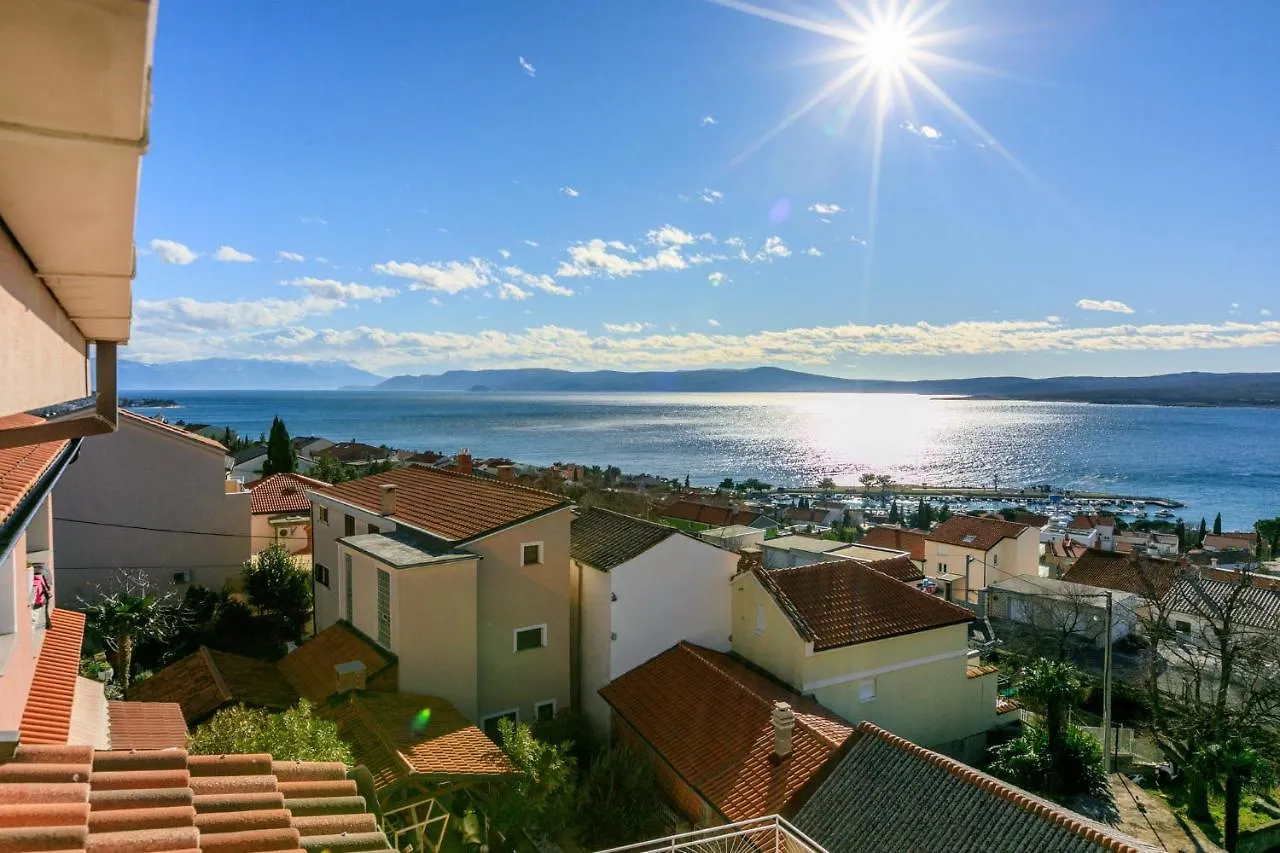 Red Paradise Crikvenica 0*,  Croaţia